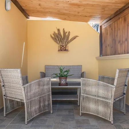 Appartement Guesthost - Charming Flat With Terraces X6 Palermo